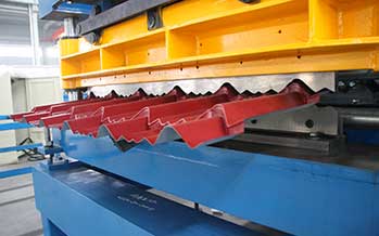 Step-tile-forming-machine3