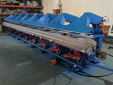 CNC Bending Machine